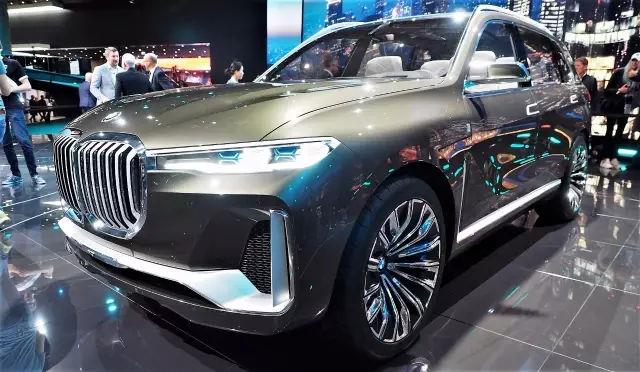 汽車設計C位：寶馬X7，新造型你給打幾分？